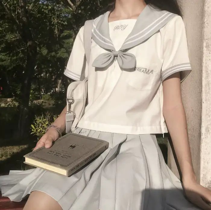 他的脑子有病 在线观看